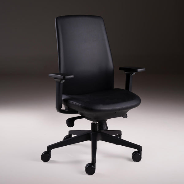 Elentra Ace - Leatherette Signature Chair in Grey (Medium Back)