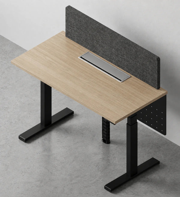 HAT SINGLE TABLE